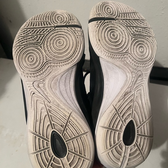 Nike court shoes. Very nice shape - Picture 4 of 4